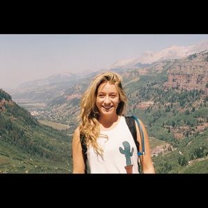 Meet your Posher, Ashley